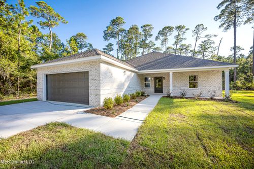 625 Oak St, Ocean Springs, MS, 39564-8929 | Card Image