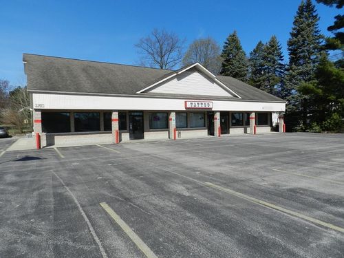 3007 Garfield Rd N, Traverse City, MI, 49686-5064 | Card Image