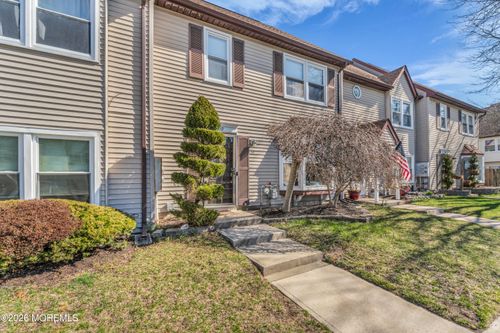 30 Forge Ct, Jackson, NJ, 08527-2240 | Card Image