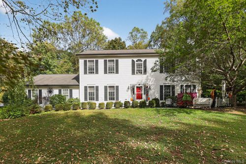 39 W Forest Trl, Holmes, NY, 12531-5178 | Card Image