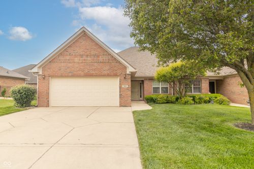 4725 Harrisburg Ct, New Palestine, IN, 46163-8545 | Card Image