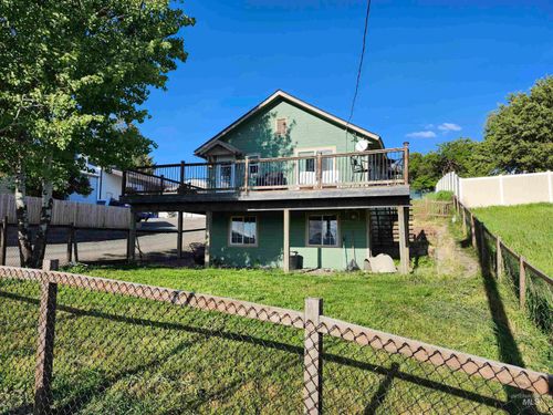 632 N Fir St, Genesee, ID, 83832-8705 | Card Image