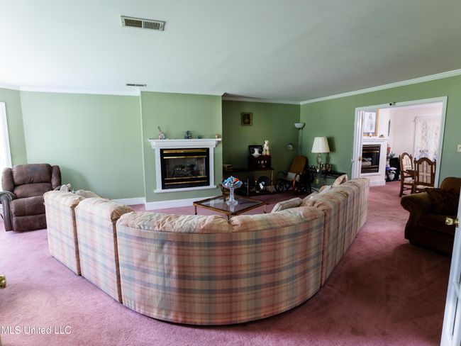 Living Room | Image 5