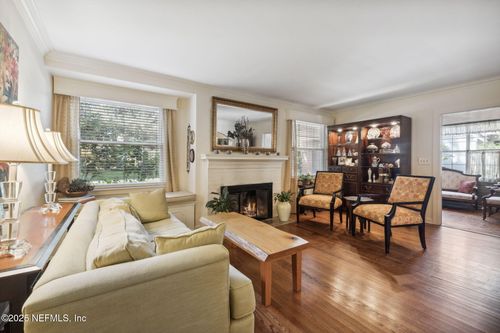 2739 Southwood Ln, Jacksonville, FL, 32207-4129 | Card Image