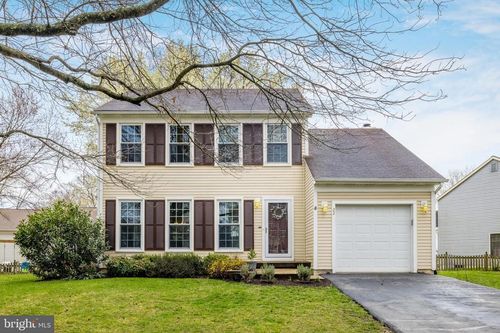 22 Newland Ct, STERLING, VA, 20165-6012 | Card Image