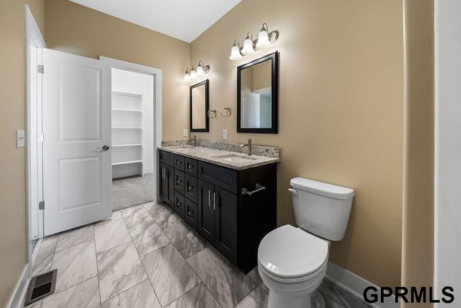 1325 Copper Mountain Dr, House other with 3 bedrooms, 3 bathrooms and 3 parking in Crescent IA | Image 22