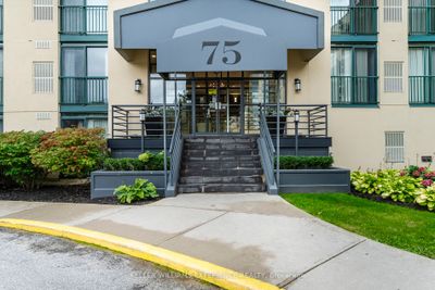 608 - 75 Ellen St, Condo with 2 bedrooms, 2 bathrooms and 1 parking in Barrie ON | Image 1