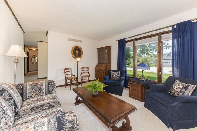 305 S 8 Th Ave, House other with 3 bedrooms, 1 bathrooms and 2 parking in Chenoa IL | Image 8