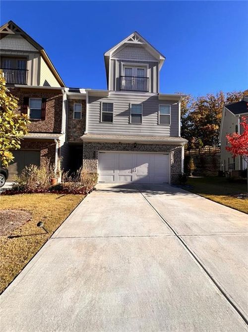 2220 Manor Pointe Dr, Cumming, GA, 30041-4437 | Card Image