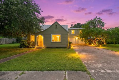 805 Cook, Odem, TX, 78370-4358 | Card Image