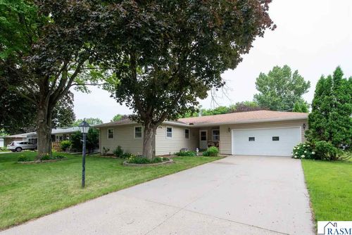 1808 Sunray Ave, Mankato, MN, 56001-5454 | Card Image