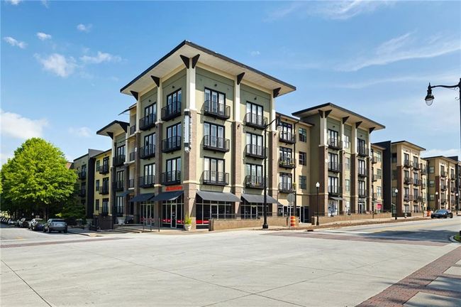 UNIT-2605 - 5300 Peachtree Rd, Condo with 2 bedrooms, 2 bathrooms and 2 parking in Chamblee GA | Image 18