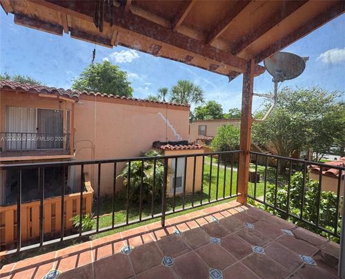 i14-7208 Fairway Dr, Miami Lakes, FL, 33014-6914 | Card Image
