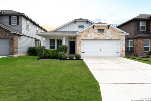 8232 Breezy Cv, Selma, TX, 78154-4113 | Card Image