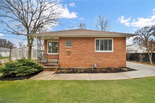 6104 Turney Rd, Garfield Heights, OH, 44125-4504 | Card Image