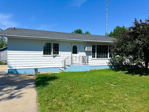 434 10th Ave N, Swan River, MB, R0L1Z0 | Card Image