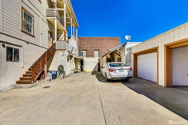 2815 - 2811 Telegraph Ave, Home with 6 bedrooms, 5 bathrooms and 4 parking in Berkeley CA | Image 19