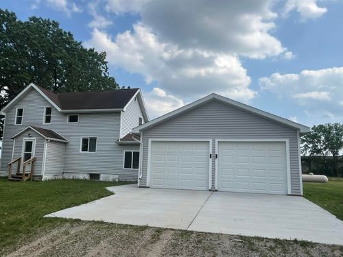 2507 N Lincoln Rd, Rosebush, MI, 48878-9712 | Card Image