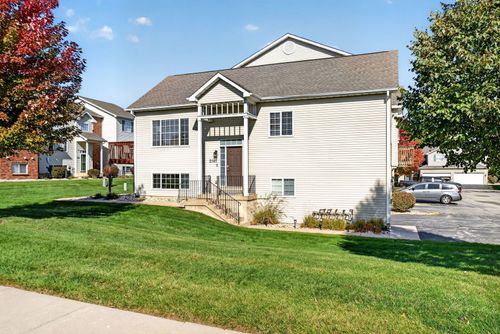 2147 Derby Ln, Belvidere, IL, 61008-9122 | Card Image
