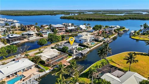 5 Glenview Manor Dr, FORT MYERS BEACH, FL, 33931-4008 | Card Image