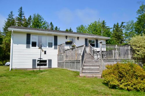 4311 Stellarton Trafalgar Rd, Hopewell, NS, B0K1C0 | Card Image