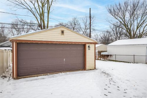 6144 Princess St, Taylor, MI, 48180-1026 | Card Image