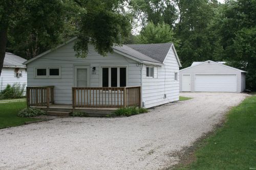 1302 N Country Club Rd, Muncie, IN, 47303-2609 | Card Image