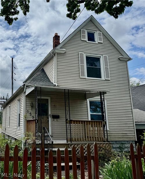 152 Garvin Ave, Elyria, OH, 44035-4922 | Card Image