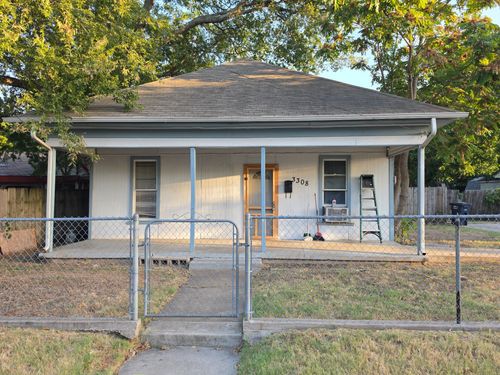 3308 Race Street, Fort Worth, TX, 76111 | Card Image
