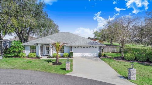 322 W Peabody Cir, Avon Park, FL, 33825-2275 | Card Image