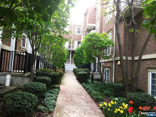 200 Dey St, Harrison, NJ, 07029-1884 | Card Image