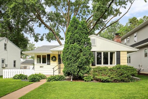 310 9th Ave N, Hopkins, MN, 55343-7369 | Card Image