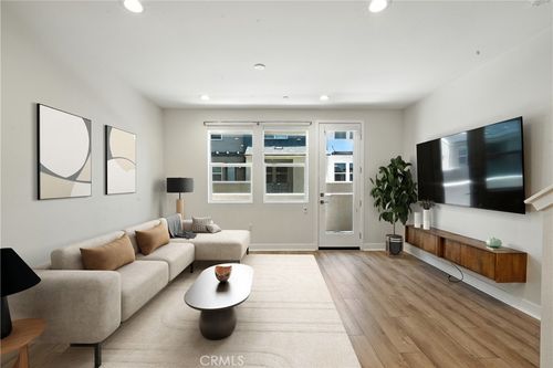 unit-103-7621 University Ave, La Mesa, CA, 91942-6213 | Card Image