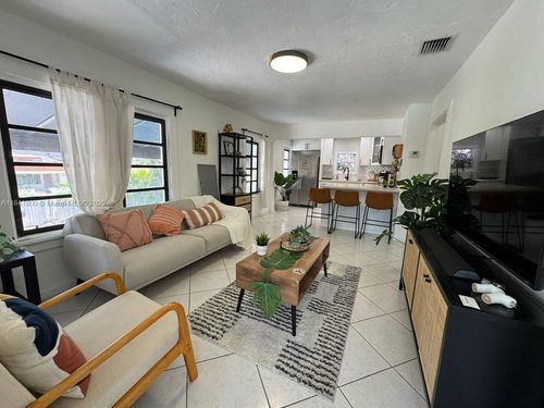 1-3901 Sw 6th St, Coral Gables, FL, 33134-2011 | Card Image