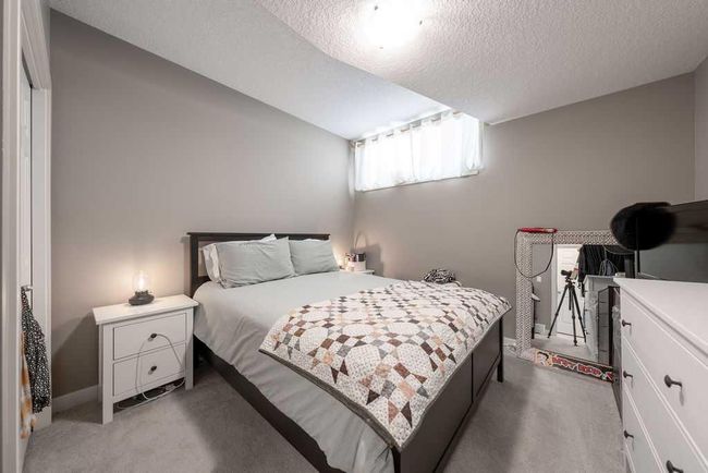36 Westridge Rd, House other with 4 bedrooms, 4 bathrooms and 3 parking in Okotoks AB | Image 32