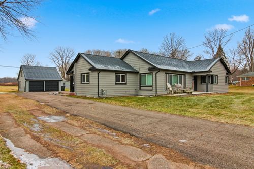 6936 Church Rd, Ira, MI, 48023-1907 | Card Image