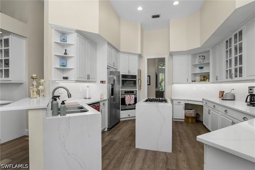 3370 Oaklake Ct, BONITA SPRINGS, FL, 34134-2668 | Card Image