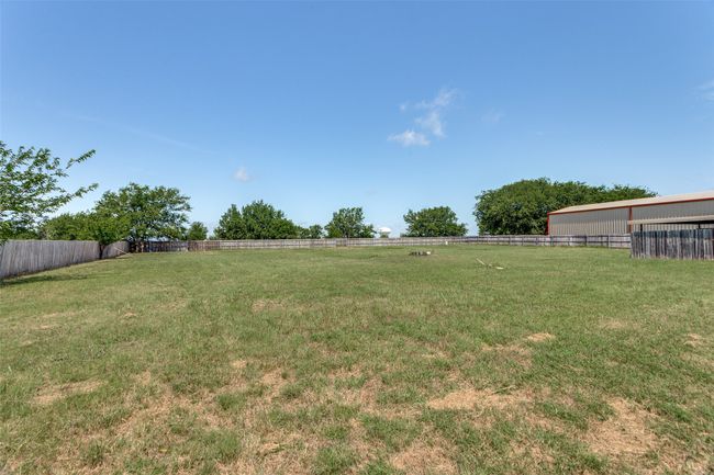 Over 1 acre, room for a pool, or to build a shop | Image 36