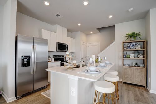 2233 Harlequin Pt, Lebanon, TN, 37090-8127 | Card Image