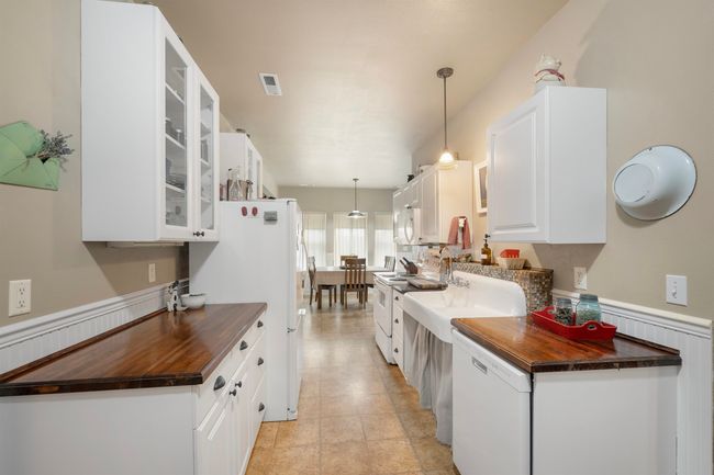 821 Old State Highway 26, House other with 3 bedrooms, 3 bathrooms and null parking in Lacrosse WA | Image 22