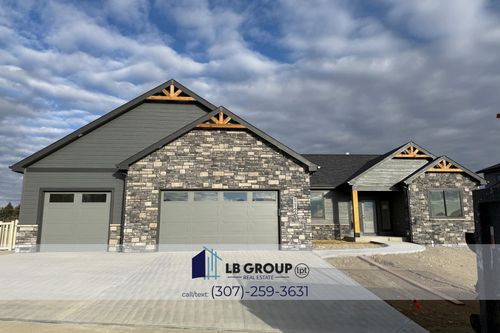 1120 Cornwall St, Casper, WY, 82609-3773 | Card Image