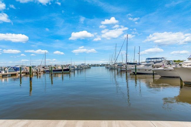 APT-201 - 804 E Windward Way, Condo with 3 bedrooms, 2 bathrooms and null parking in Lantana FL | Image 31