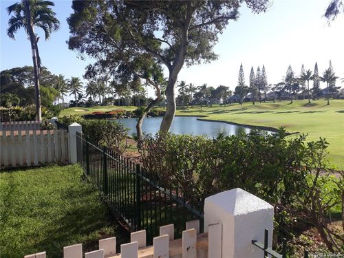 f104-94-827 Lumiauau St, Waipahu, HI, 96797-4869 | Card Image