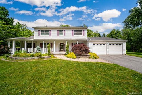 1 Cindy Ln, Highland Mills, NY, 10930-3205 | Card Image