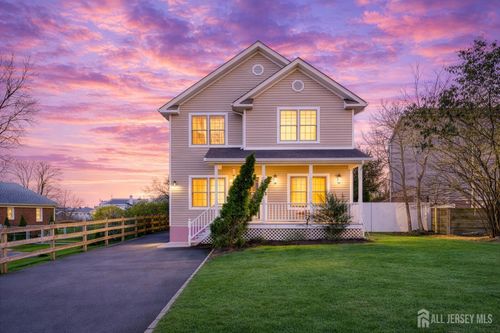 29 Tower Rd, Edison, NJ, 08820-3513 | Card Image