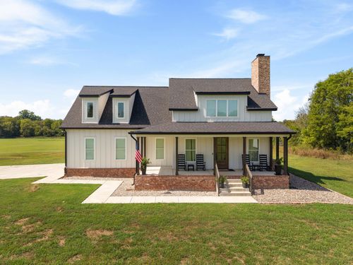1271 Rock Springs Rd, Bethpage, TN, 37022-8604 | Card Image