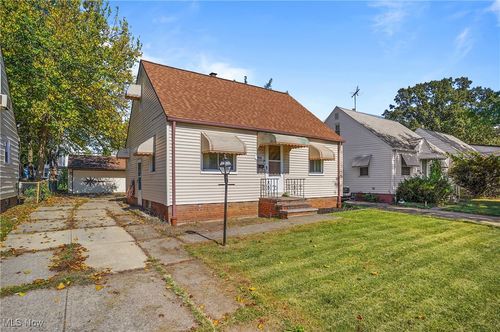 20561 Westport Ave, Euclid, OH, 44123-2837 | Card Image