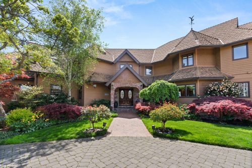 808 Pompadour Dr, Ashland, OR, 97520-9630 | Card Image