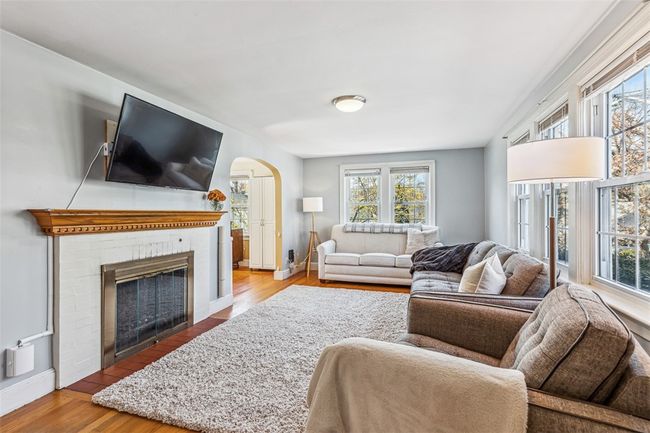 244 Summer St, House other with 3 bedrooms, 2 bathrooms and 6 parking in Cranston RI | Image 10