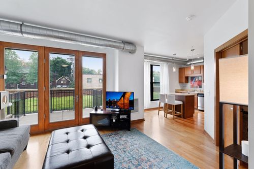 211-15 E Franklin Ave, Minneapolis, MN, 55404-4477 | Card Image